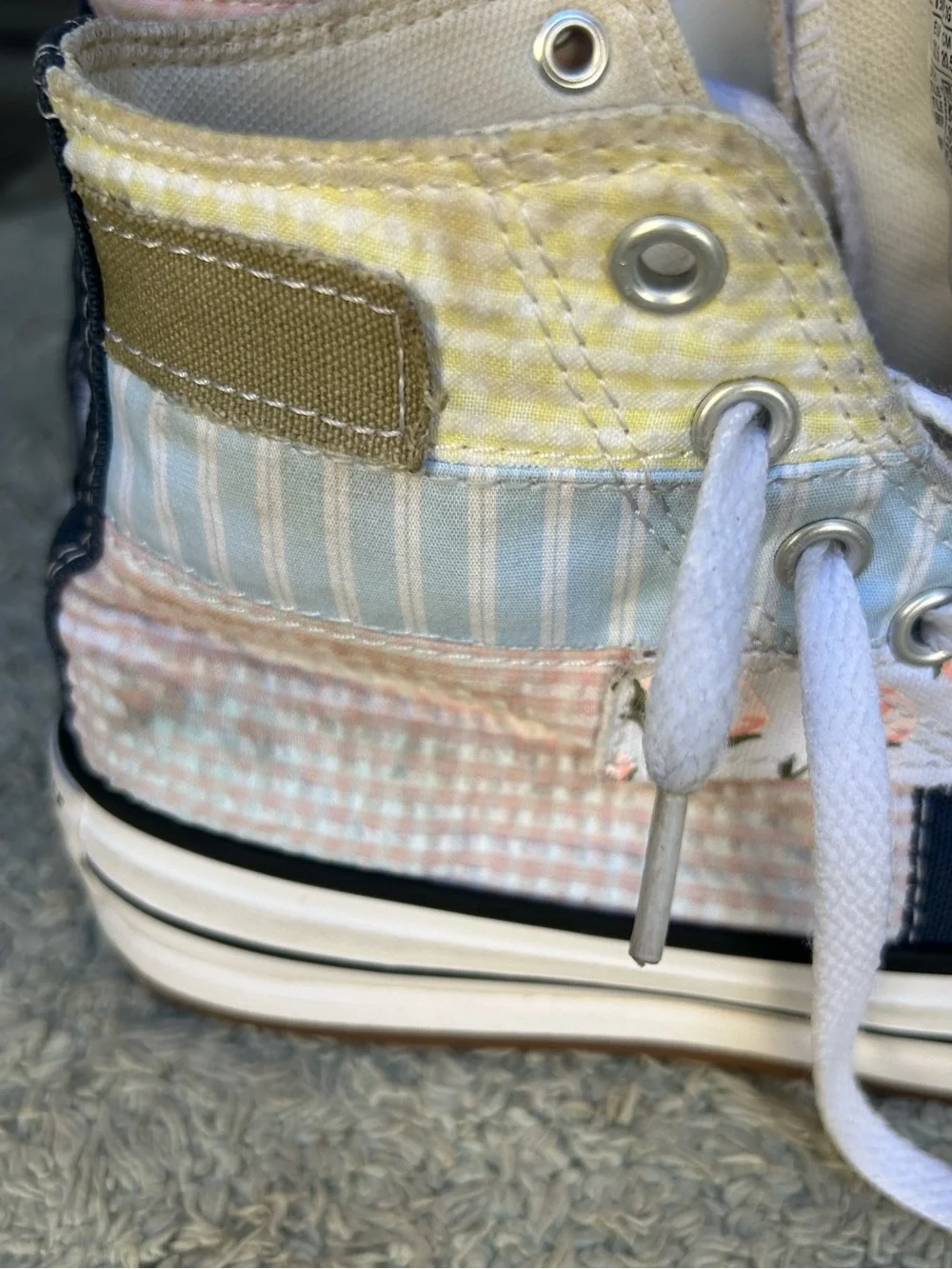 Converse patchwork hightop sneakers girls size 2  Pink blue